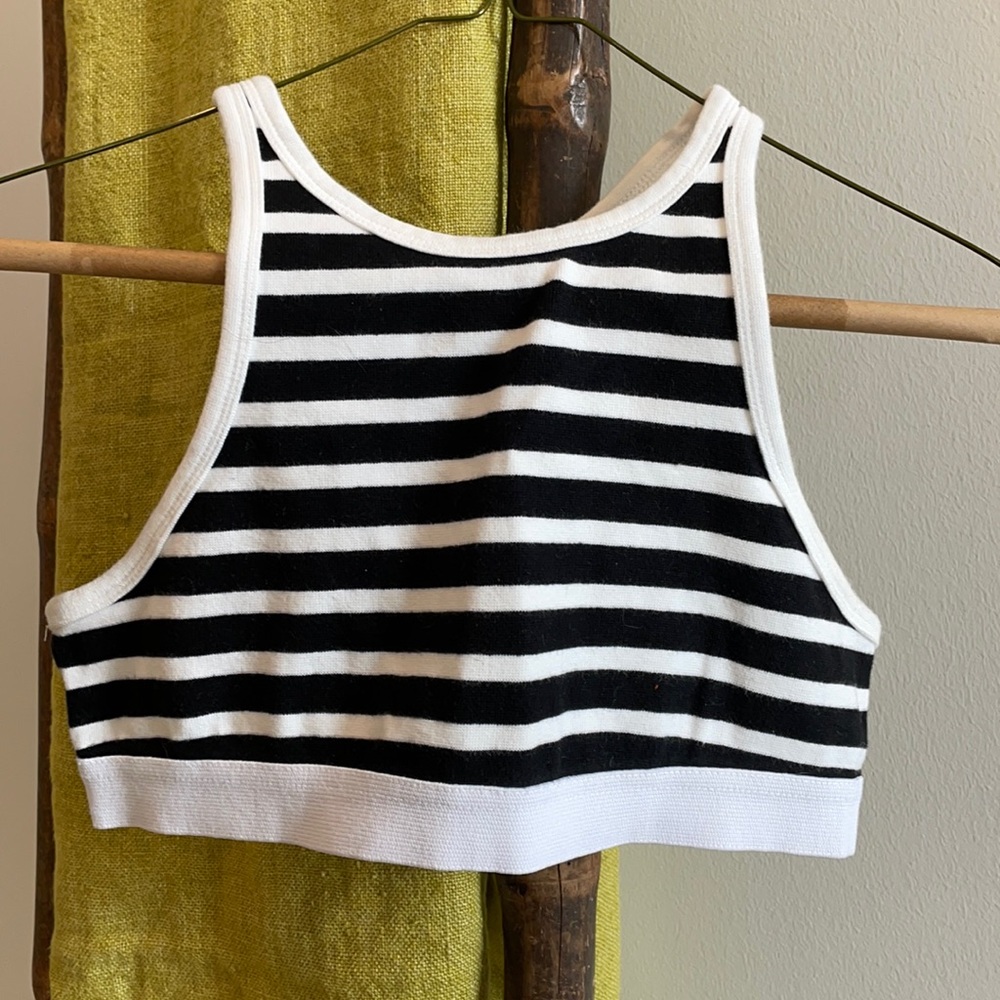 alexander want bra